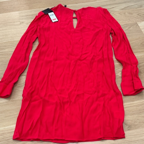 BCBGMaxAzria Vibrant Red Long Sleeve Dress - Picture 5 of 6